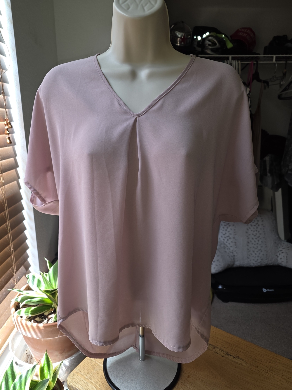 Lush Soft Pink V-Neck Short Sleeve Blouse